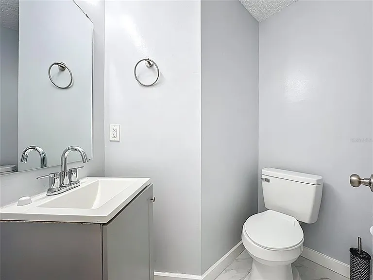 622 Anhinga Rd — Photo 17