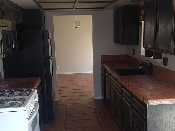 5th image of 4275 Valerie Ln