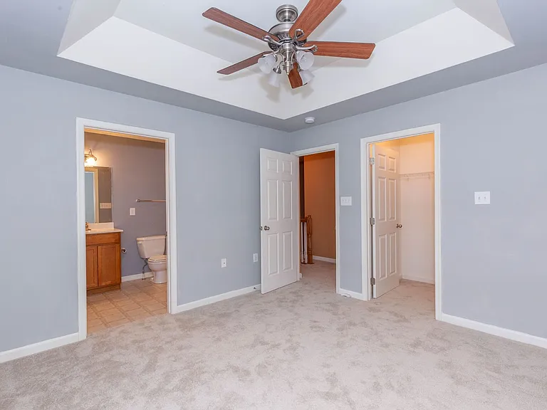 228 Morlatt Ln — Photo 18