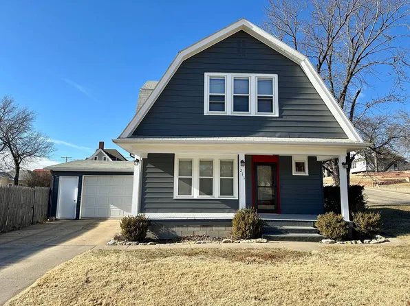 211 N 15th St, Marysville, KS 66508