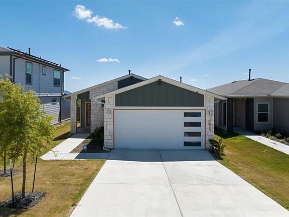4th image of 10805 Meris Ln