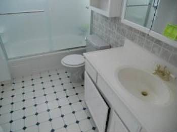 5th image of 4838 S Heath Ave