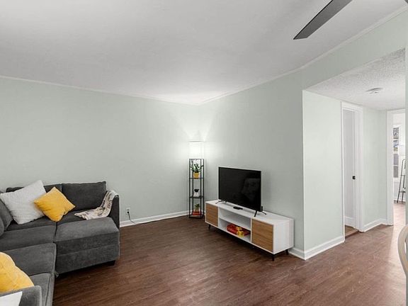 4th image of 2325 Elliston Pl APT 410