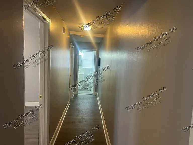513 Buick St — Photo 6
