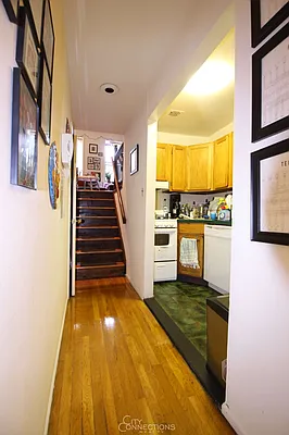 Rented by City Connections Realty | media 29