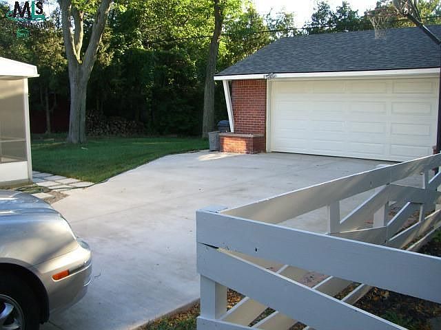 2nd image of 27403 Lexington Pkwy