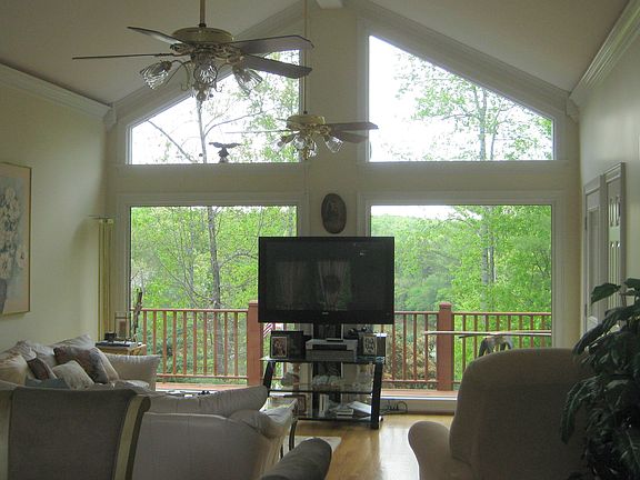 living rm from dining rm