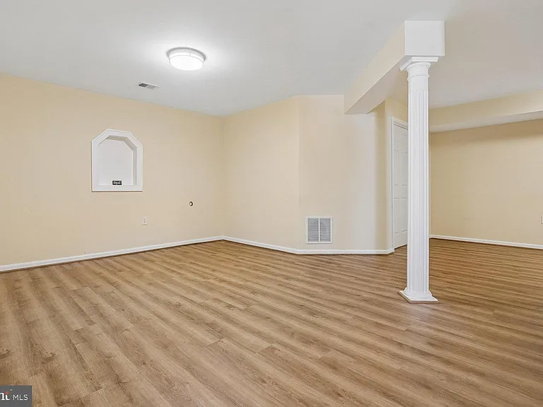 9059 Galvin Ln — Photo 54