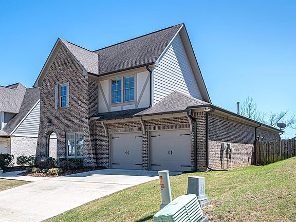 2nd image of 5947 Mountainview Trce