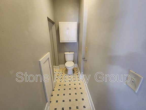 5th image of 1527 Ohio St APT 2