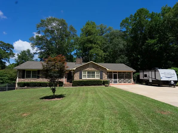 347 Brookridge Dr, Lagrange, GA 30241