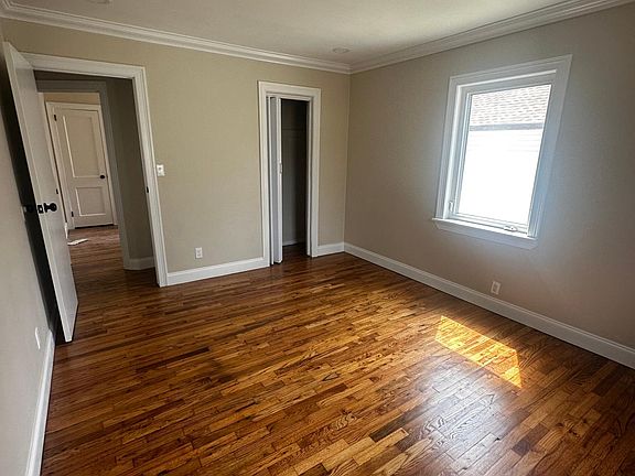 3rd image of 44 Foster Blvd Floor 1