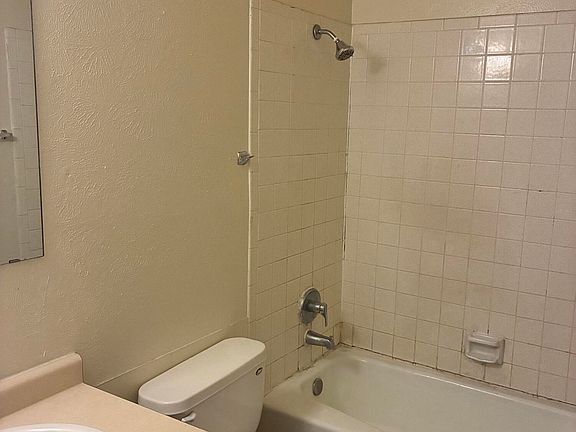 4th image of 538 Ortiz Dr SE