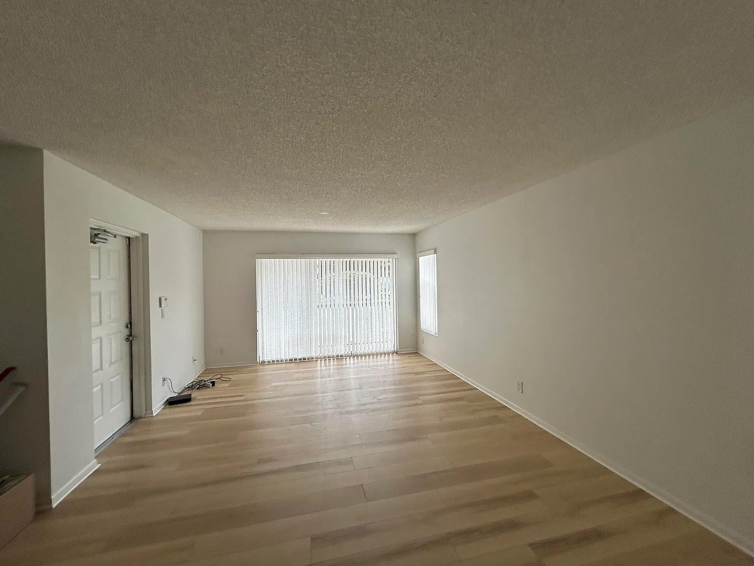 2 bed, 2.0 bath, 1078 sqft, $2,100 — Photo 4