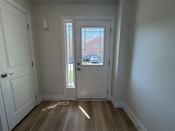 3rd image of 204 Alva St #26