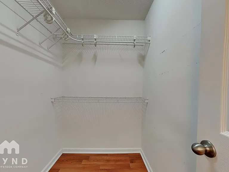 928 Shannondale Dr — Photo 12