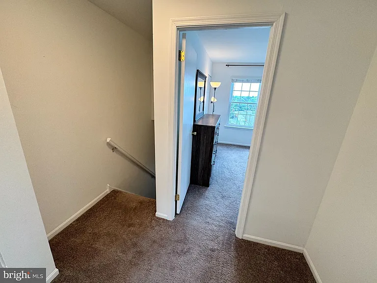 2371 Norrington Dr W — Photo 10