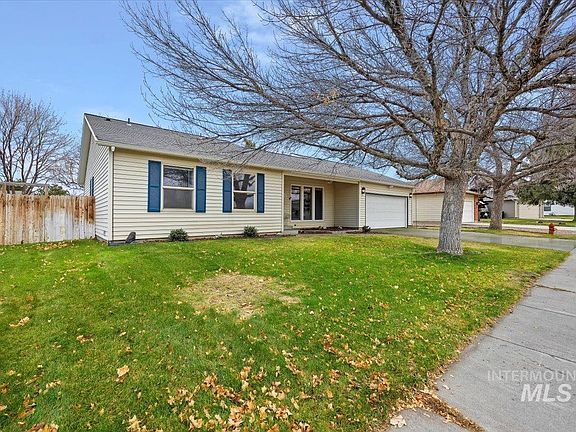 2nd image of 738 Aspenwood Ln
