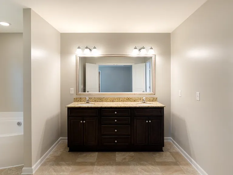 1772 Trevino Dr — Photo 17