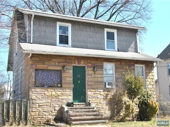 25 S William St, Bergenfield, NJ 07621