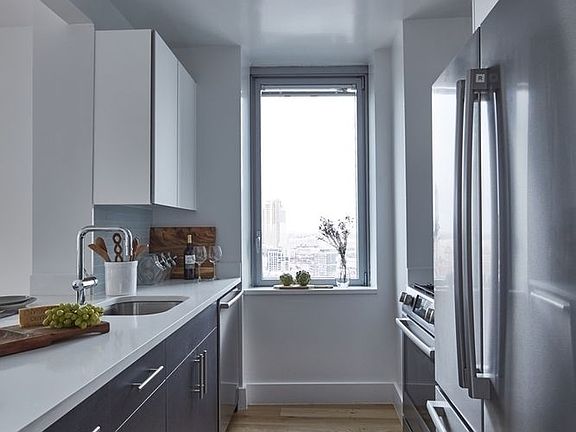 4th image of 4705 Center Blvd APT 1105