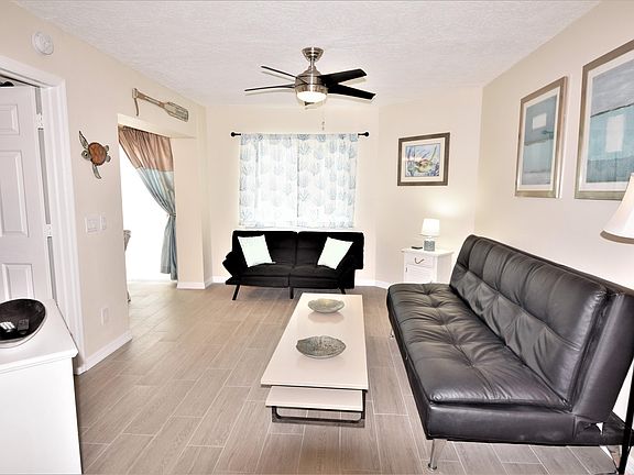 5th image of 8600 Ridgewood Ave #1210