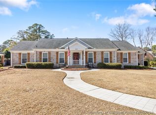 402 Thorncliff Dr, Fayetteville, NC 28303
