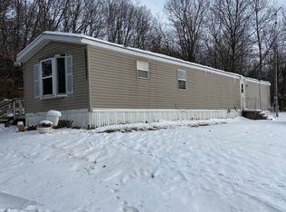 112 S Johnson Rd, Gowen, MI 49326