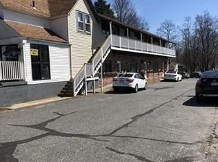 19 Maple Ave APT 4, Shrewsbury, MA 01545