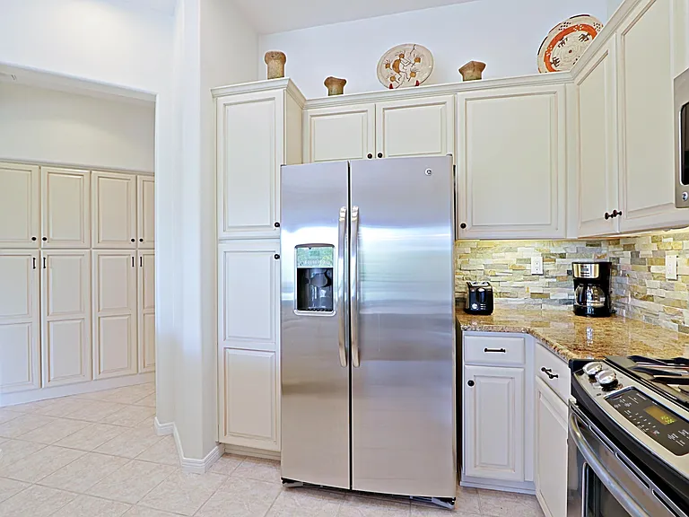 6960 E Whispering Mesquite Trl — Photo 12