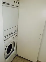 Rented by Space Marketing Shop