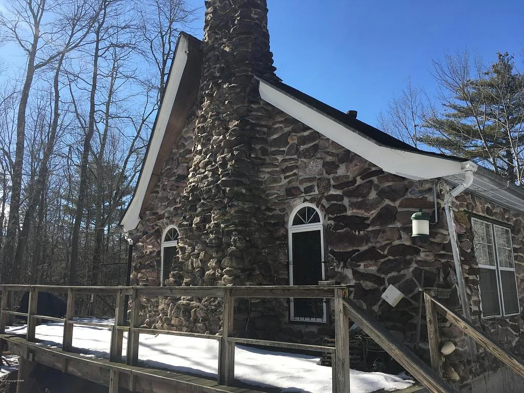 98 Cypress Dr photo 1