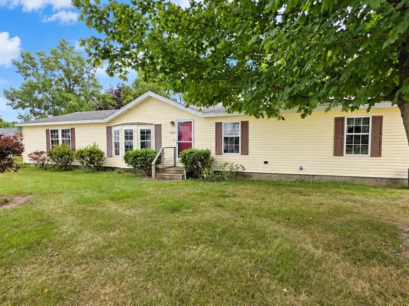 59876 Crum St, North Liberty, IN 46554