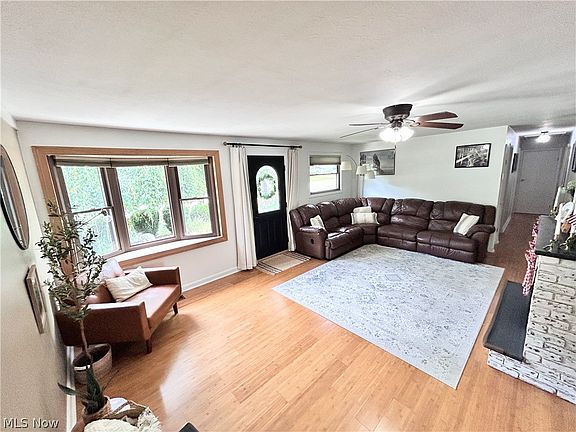 5th image of 6160 Thistlewood Dr