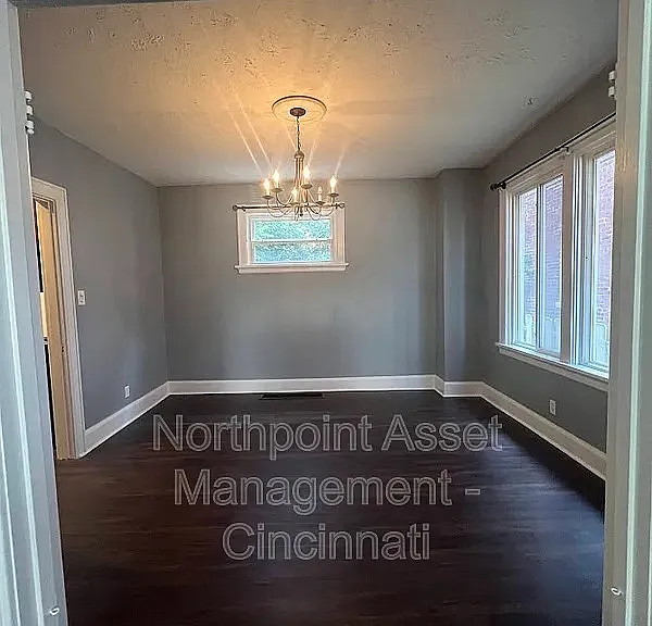 3646 Besuden Ct — Photo 5