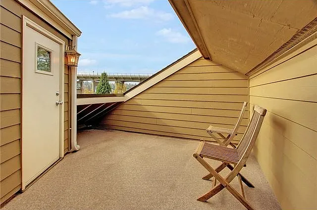 Roof deck