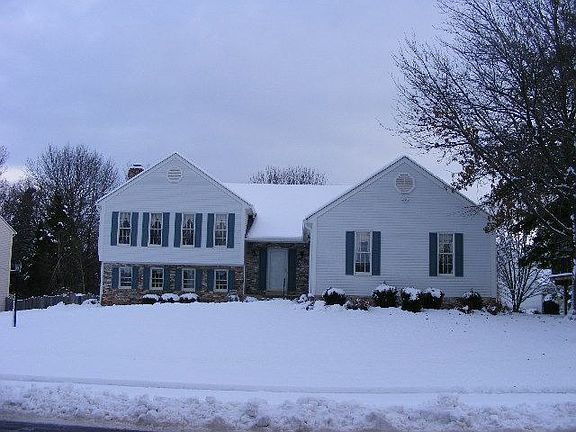 2nd image of 10164 Woodbury Dr