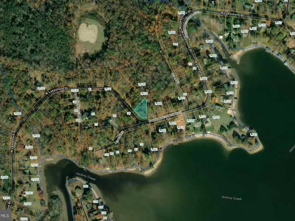 N Lakeshore Dr, Louisa, VA 23093