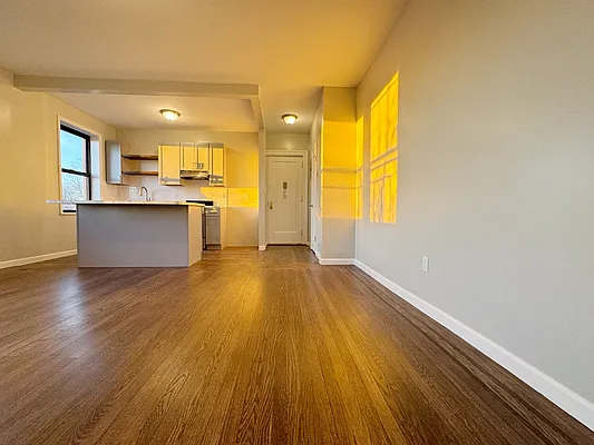 Rented by Pear NYC LLC | media 22