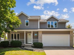 4758 Hawthorne Dr, West Des Moines, IA 50265