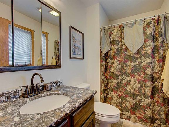 4th image of 3412 Candlewood Dr