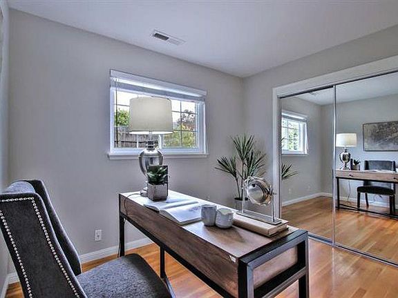 5th image of 1618 Orchard View Dr