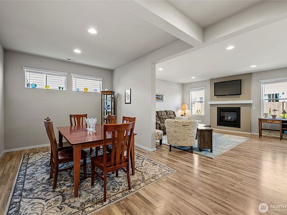 3rd image of 6623 Jensen Road
