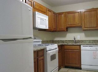 3000 Spout Run Pkwy APT C511, Arlington, VA 22201