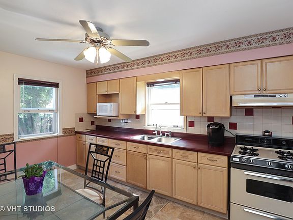 4th image of 301 S Gretta Ave