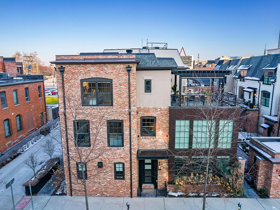 1st image of 98 N 6th St #Townhouse 59