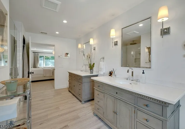 224 Barnstable Dr — Photo 30