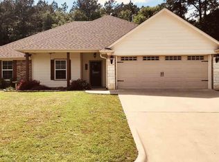 163 Labrador Ln, Hallsville, TX 75650