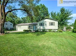 10031 Kessler St, Overland Park, KS 66212
