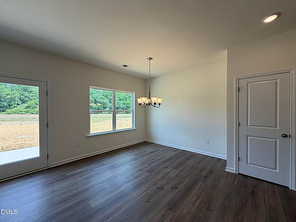 5th image of 159 Smith Farms Dr